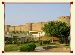 Bahu Fort & Temple